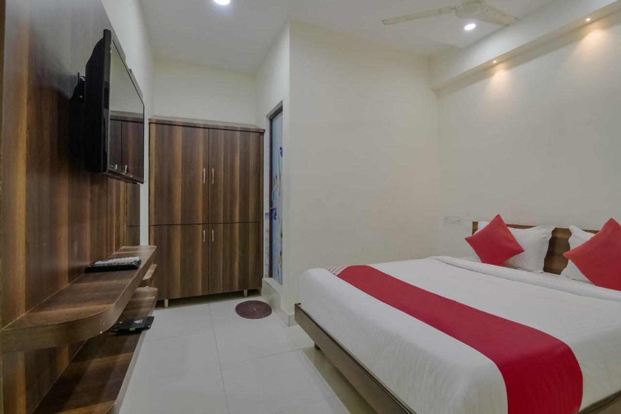 Neema Residency Hotel Anantapur Kültér fotó