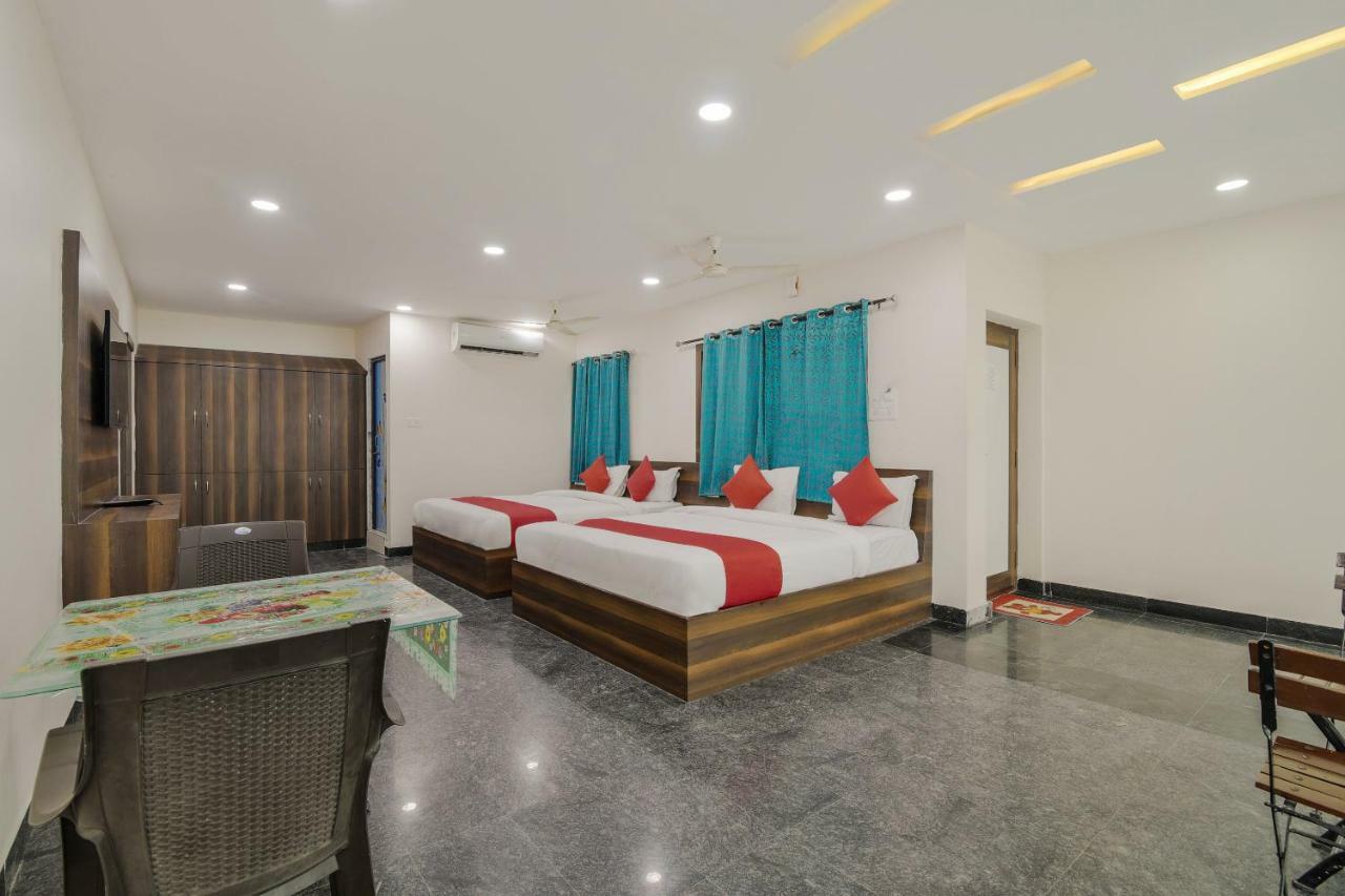 Neema Residency Hotel Anantapur Kültér fotó