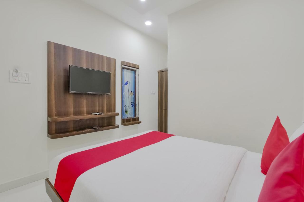 Neema Residency Hotel Anantapur Kültér fotó